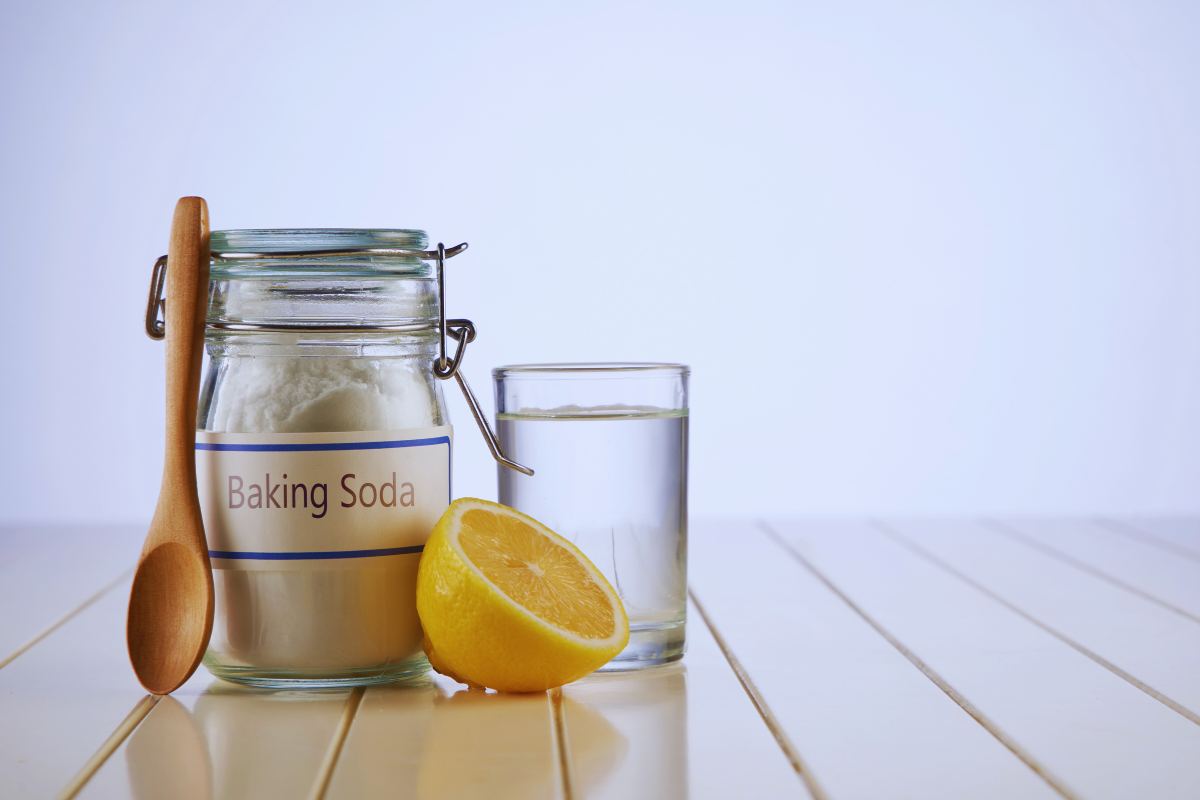 bicarbonato aceto e limone per un bucato bianco